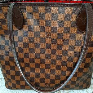 Louis Vuitton Neverfull with Pouch
